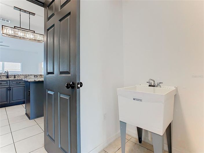 Image No.24-4 Bed Property for sale