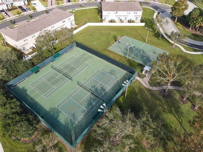 Image No.60-4 Bed Property for sale