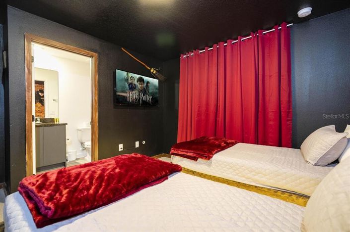 Image No.23-3 Bed Townhouse for sale