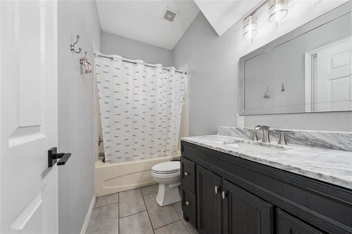 Image No.20-5 Bed Property for sale