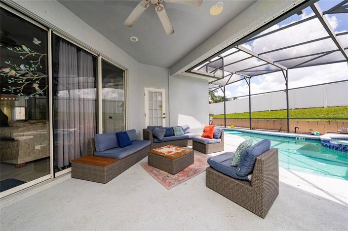 Image No.22-5 Bed Property for sale