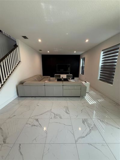 Image No.9-4 Bed Property for sale