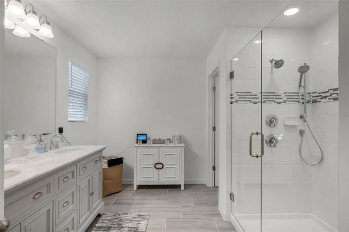 Image No.9-3 Bed Townhouse for sale