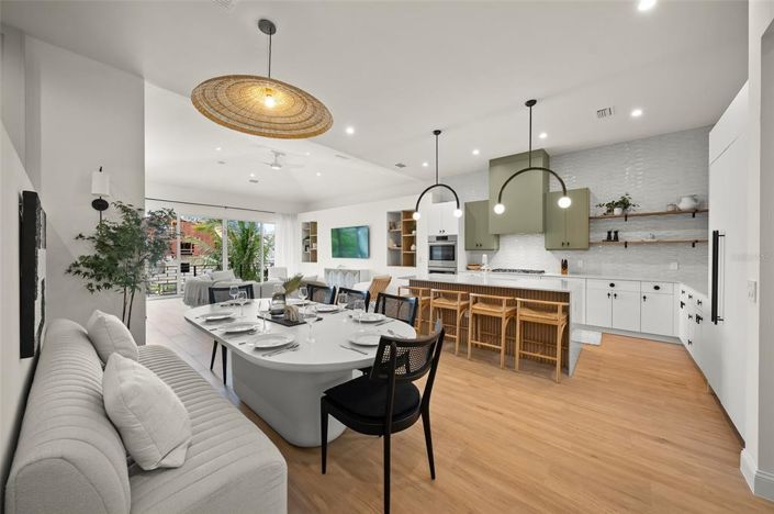 Image No.14-4 Bed Property for sale