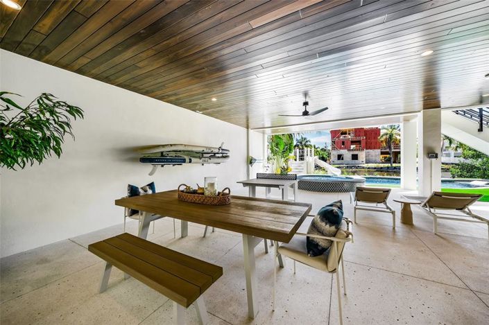 Image No.41-4 Bed Property for sale