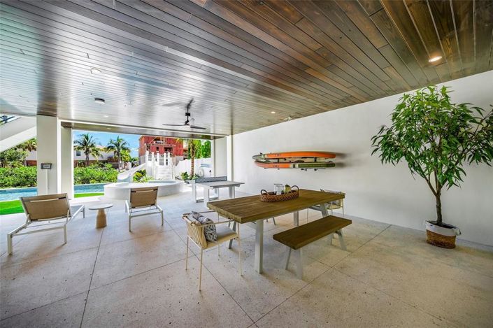 Image No.42-4 Bed Property for sale