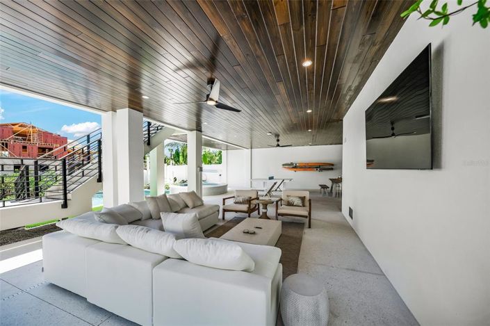 Image No.45-4 Bed Property for sale