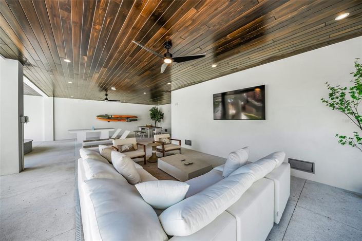 Image No.46-4 Bed Property for sale