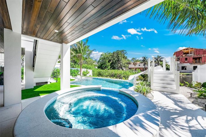 Image No.48-4 Bed Property for sale