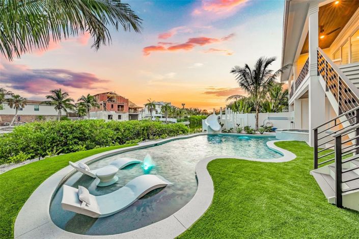 Image No.55-4 Bed Property for sale