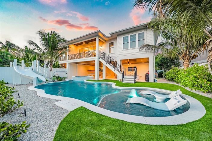 Image No.58-4 Bed Property for sale