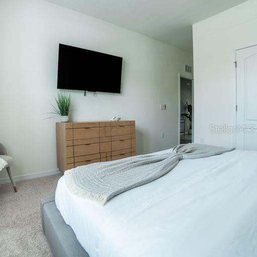 Image No.22-6 Bed Property for sale