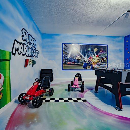 Image No.5-6 Bed Property for sale