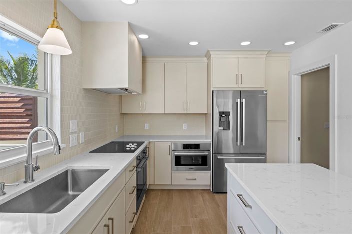 Image No.22-3 Bed Property for sale