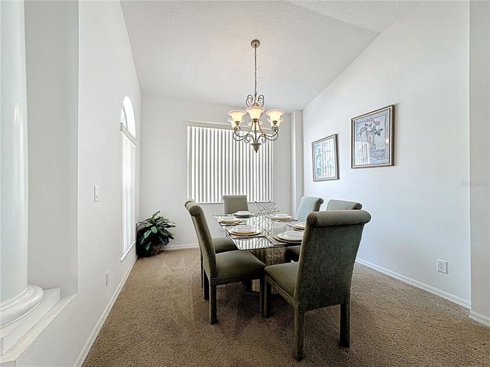 Image No.11-5 Bed Property for sale