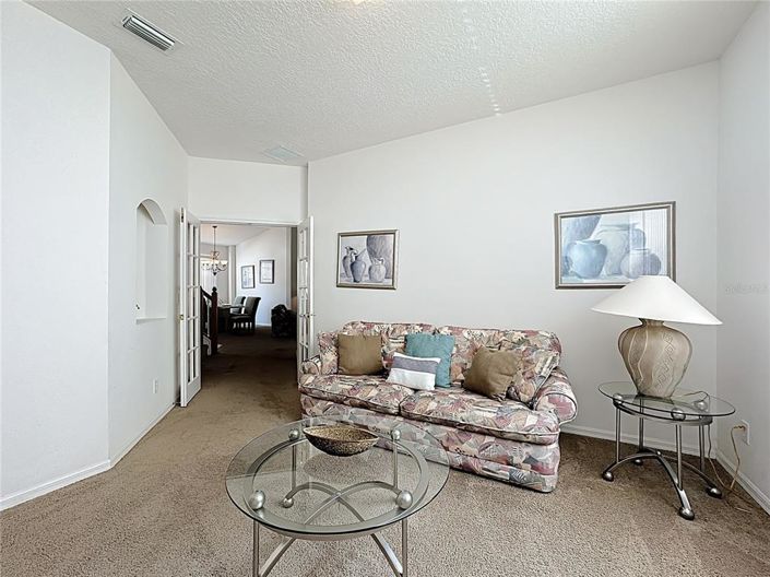 Image No.17-5 Bed Property for sale