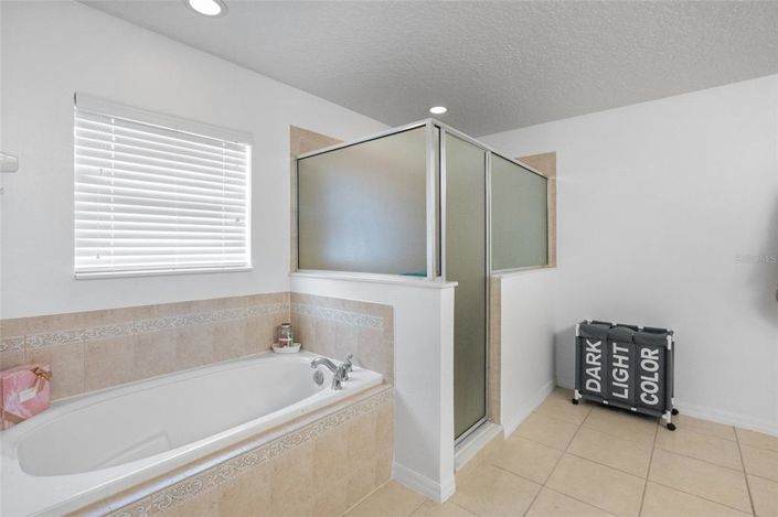 Image No.23-4 Bed Property for sale