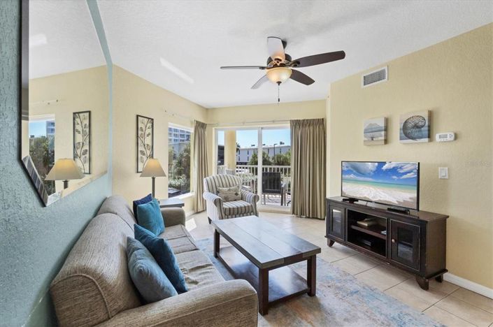 Image No.10-2 Bed Property for sale