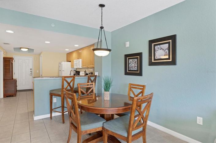 Image No.17-2 Bed Property for sale