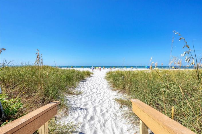 Image No.7-2 Bed Property for sale