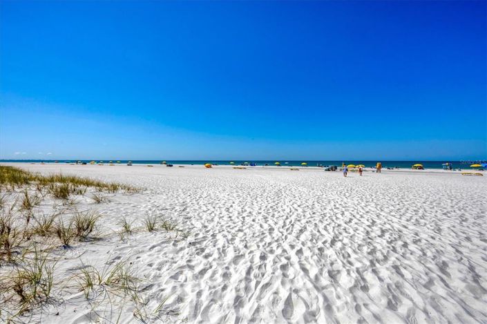 Image No.8-2 Bed Property for sale