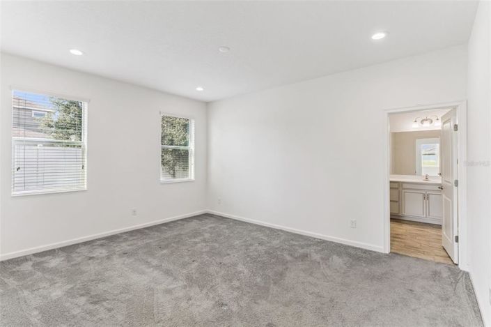 Image No.15-4 Bed Property for sale