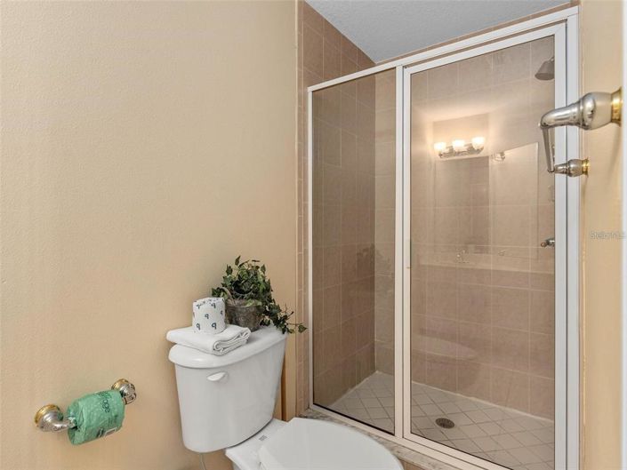 Image No.22-5 Bed Property for sale