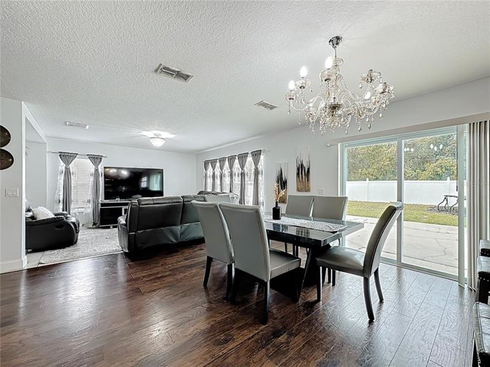 Image No.12-4 Bed Property for sale