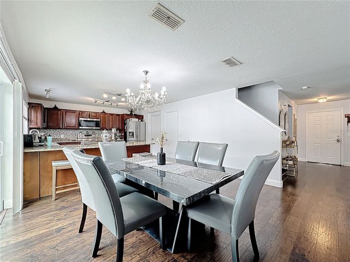 Image No.13-4 Bed Property for sale