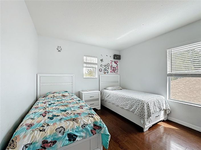 Image No.25-4 Bed Property for sale