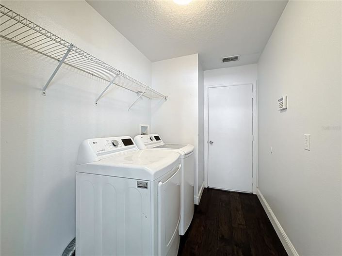 Image No.33-4 Bed Property for sale