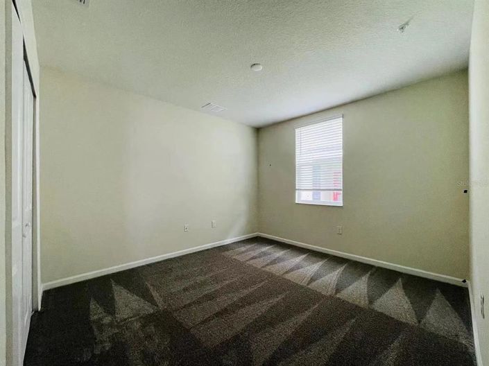 Image No.14-3 Bed Townhouse for sale