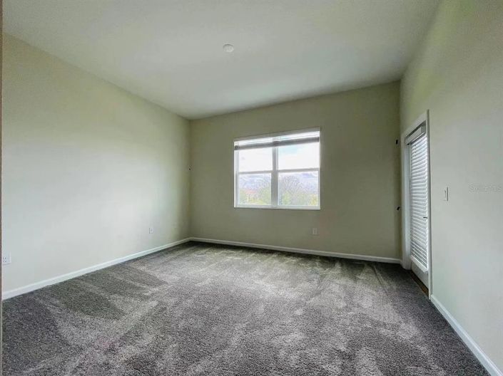 Image No.19-3 Bed Townhouse for sale