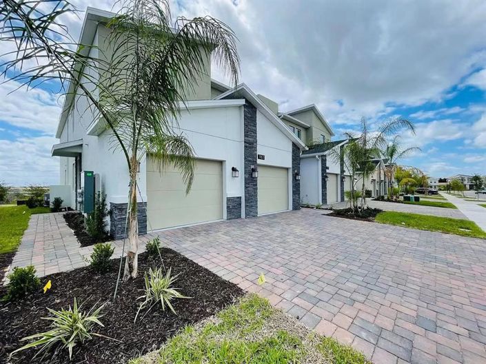 Image No.2-3 Bed Townhouse for sale