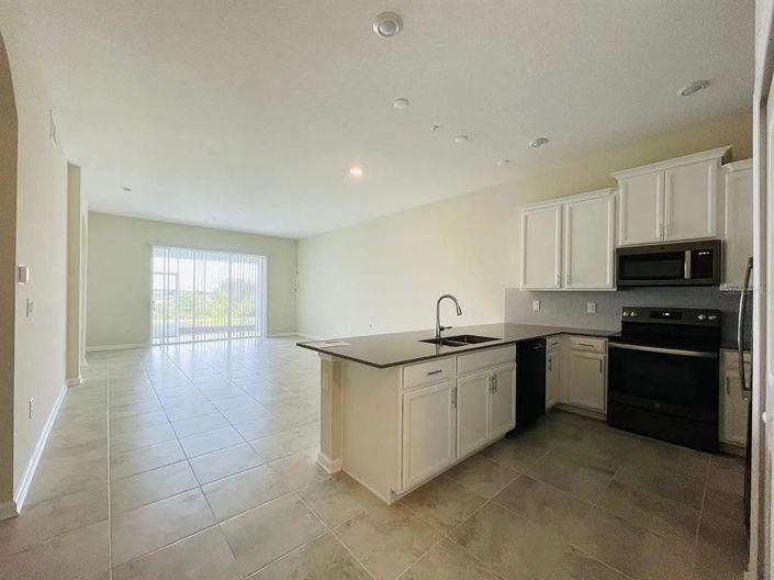 Image No.4-3 Bed Townhouse for sale