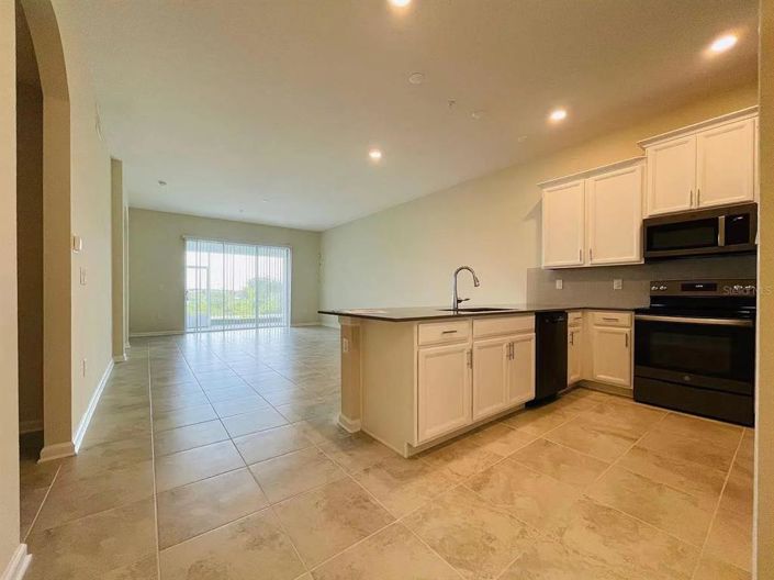 Image No.5-3 Bed Townhouse for sale