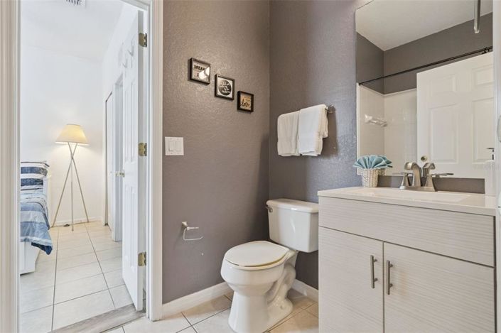 Image No.11-4 Bed Townhouse for sale