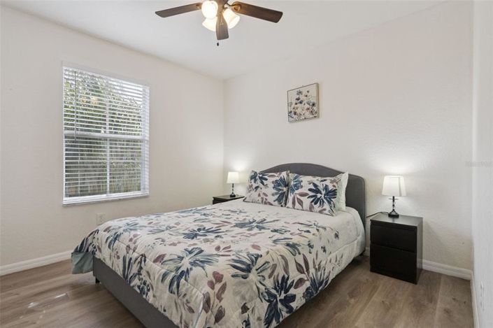 Image No.14-4 Bed Townhouse for sale