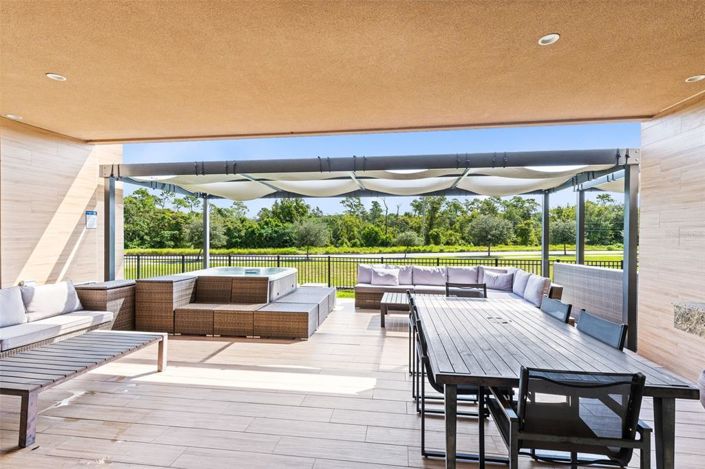 Image No.26-3 Bed Townhouse for sale