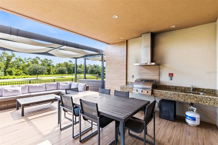 Image No.27-3 Bed Townhouse for sale