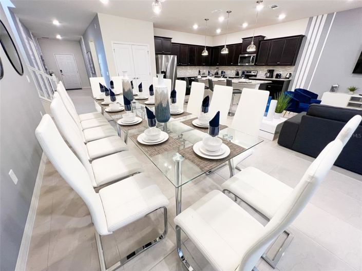 Image No.12-10 Bed Property for sale