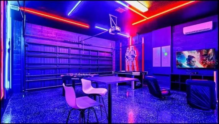 Image No.30-10 Bed Property for sale