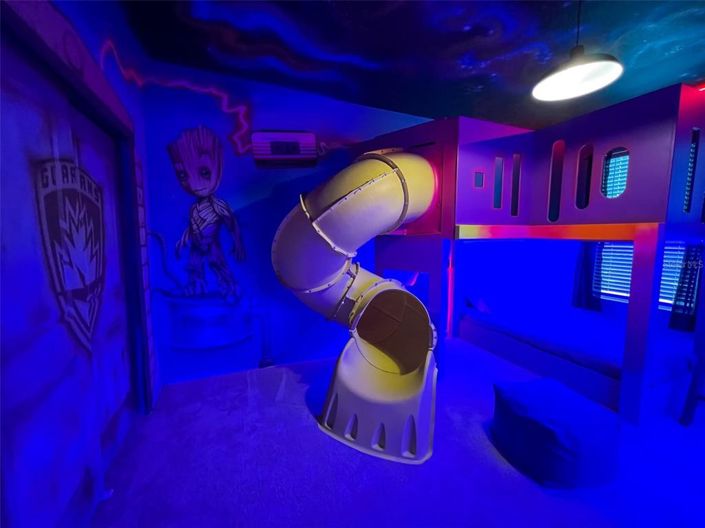 Image No.47-10 Bed Property for sale