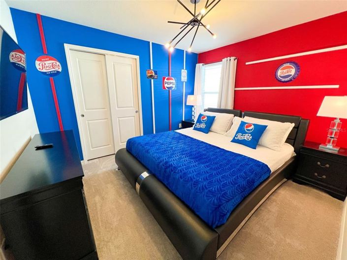 Image No.48-10 Bed Property for sale