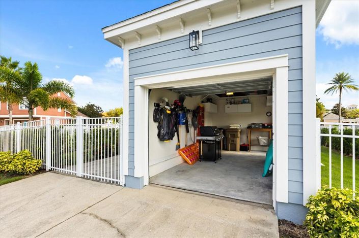 Image No.27-3 Bed Property for sale