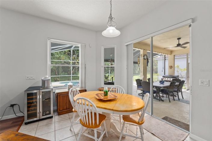 Image No.11-4 Bed Property for sale