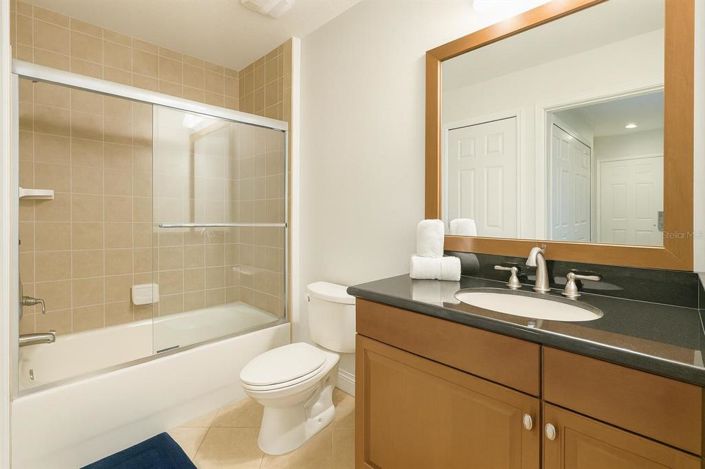 Image No.14-3 Bed Property for sale