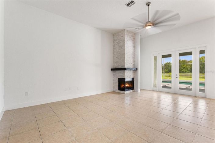 Image No.22-4 Bed Property for sale