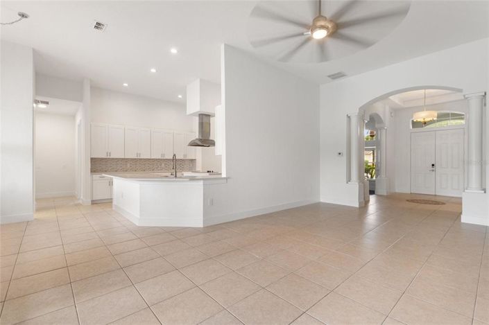 Image No.24-4 Bed Property for sale