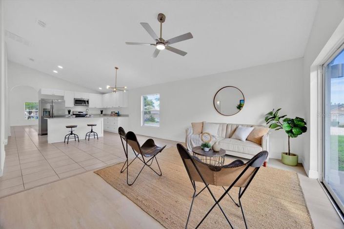 Image No.15-4 Bed Property for sale